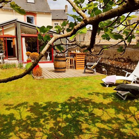 Aux Trois Palmiers Bed & Breakfast Сен-Брук Екстериор снимка