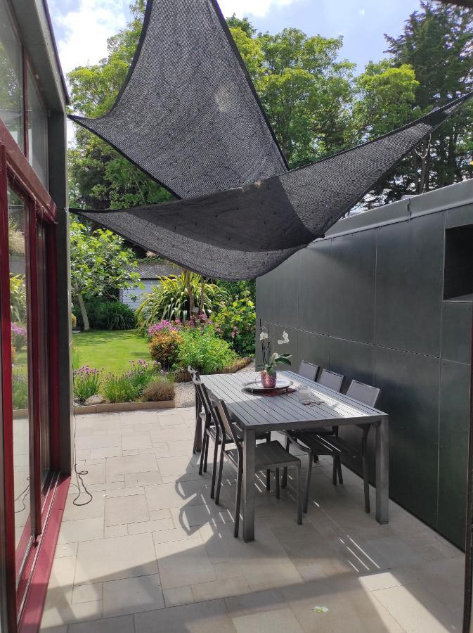 Aux Trois Palmiers Bed & Breakfast Сен-Брук Екстериор снимка