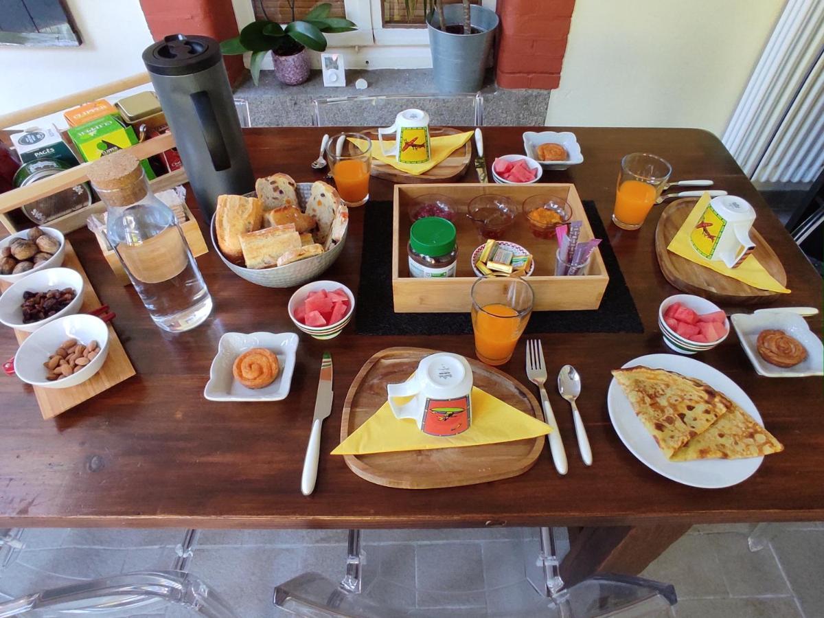 Aux Trois Palmiers Bed & Breakfast Сен-Брук Екстериор снимка